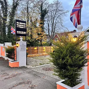 Seasons Gatwick & Parking Affittacamere
